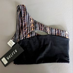 Wolven four-way top